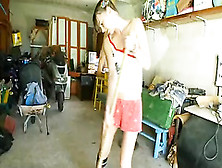 Ultra Hot Naked Sexy Cunt In Garage