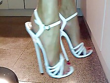 18Cm Hard To Walk In This Sexy White Heigh Heels