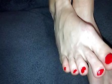 Amateur Footjob #63 Czech Milf Shows Her Sexy Veiny Feets Only For You!